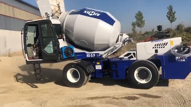 Сомали: Автобетоносмеситель с самозагрузкой 3.5 кубов смотреть онлайн