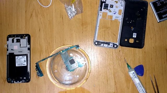 Samsung Galaxy J5 SM-J500H - не включаеться смотреть онлайн