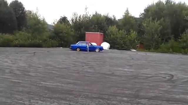 Bluebird 910, Gatebil i Surnadal смотреть онлайн
