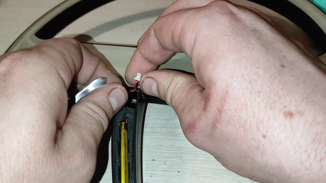 Замена аккумулятора в катушке XP Deus. Как поменять аккумулятор катушки XP Deus обычная и Х35 смотреть онлайн