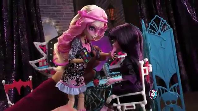 Monster High Frights, Camera, Action! Elissabat Doll Страх, Камера, Мотор смотреть онлайн