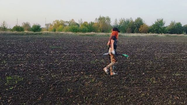 От рассвета до заката в Рязанской Губернии. В поисках монет и старины с Ланой. Коп 2023г