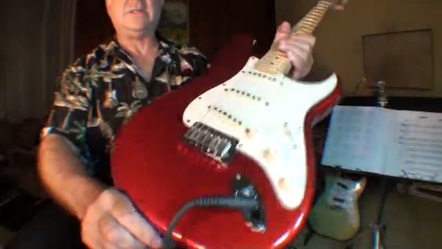 Just picked up a New Squier Standard Strat Today - Best kept Secret! - 8 - 5 - 2010 смотреть онлайн