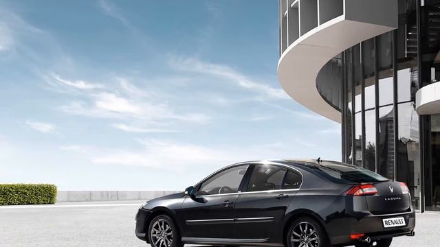 Renault Laguna смотреть онлайн