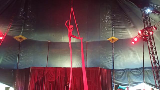 Посетили польско-украинский LIAPIN CIRCUS!!! Цирк шапито!!! смотреть онлайн