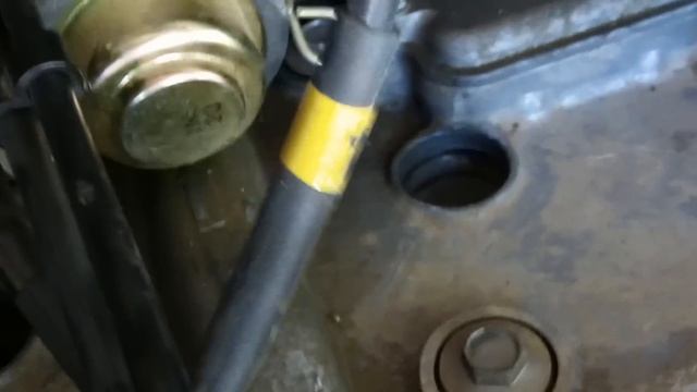 Swap Spark plugs 2004 Kawasaki ZZR600 смотреть онлайн