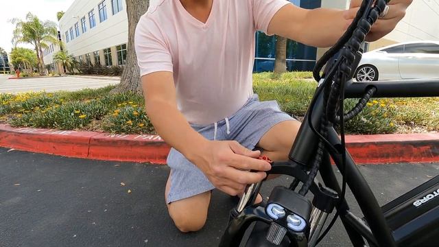 This MINI E-Bike/Scooter goes 34 mph: EMOVE Roadrunner Review смотреть онлайн