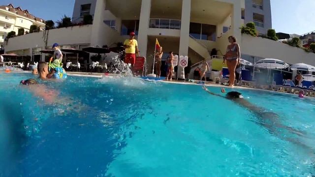 Бассейн в отеле Timo Resort 5*