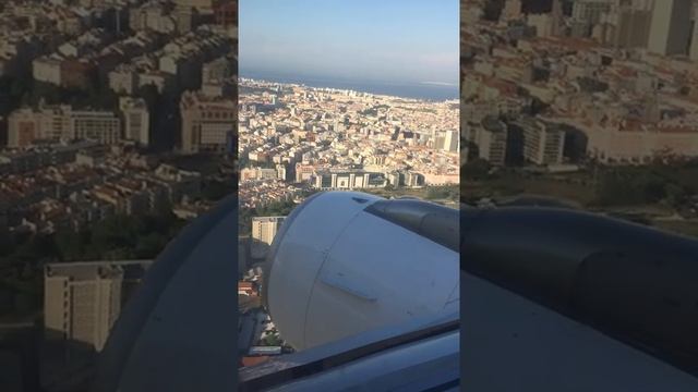 Landing in Lisbon Airport Lisboa Portugal смотреть онлайн