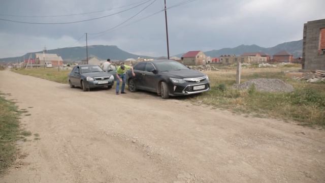 ПОЛЬЗУЮТСЯ ТЯЖЕЛЫМ ПОЛОЖЕНИЕМ ЛЮДЕЙ. смотреть онлайн