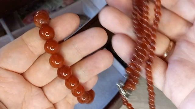 РАЗБИРАЮ ШКАТУЛКУ С УКРАШЕНИЯМИ? смотреть онлайн