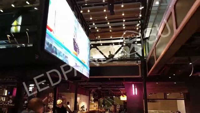 2 светодиодных экрана p4 smd indoor для ТК Никольская Плаза смотреть онлайн