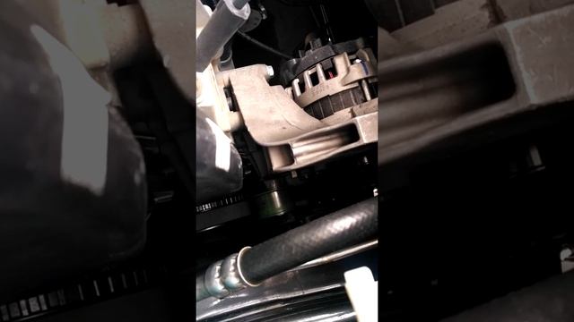 Натяжитель ремня генератора на 8-клапанной Гранте с кондиционером, самый быстрый и дешёвый способ. смотреть онлайн