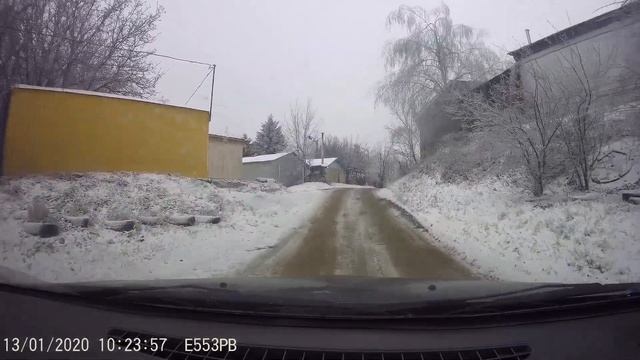 Ларгус самоблок, выезд из гаража смотреть онлайн