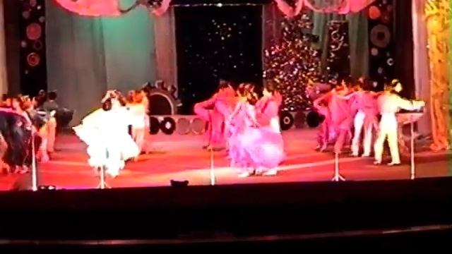 1999 - РАДУГА (Озорницы, Трик-Трак, Вальс) на Новогодних спектаклях в ДК Машиностроителей смотреть онлайн