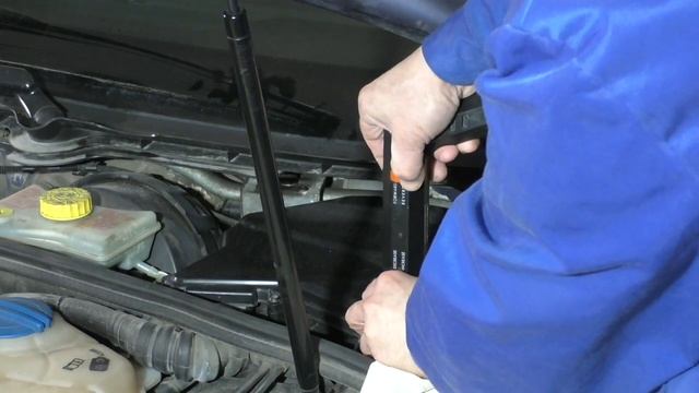 Авто. Ауди. A4 B7. Блок управления двигателем. Реле блокировки смотреть онлайн