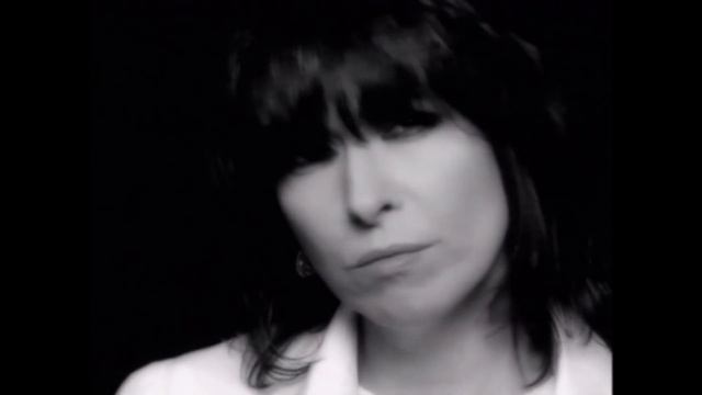 Cher - Love Can Build A Bridge (Official Video) Ft. Chrissie Hynde, Neneh Cherry, Eric Clapton