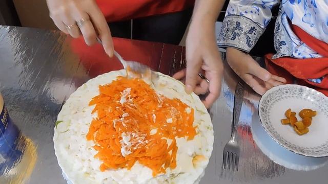 Салат из курицы "Березка" приготовление кухня крош смотреть онлайн