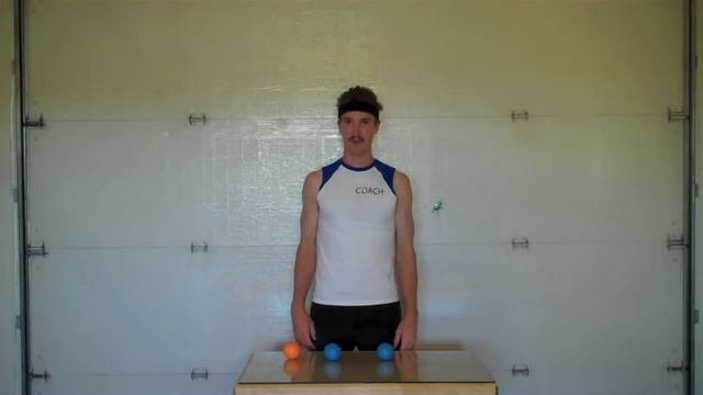 Learn How to Juggle 3 Balls (Tutorial) смотреть онлайн