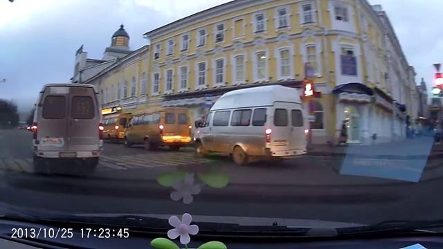 Нахальный ездок Лада Калина [О 627 ЕВ 73] (2013.10.25 ) смотреть онлайн