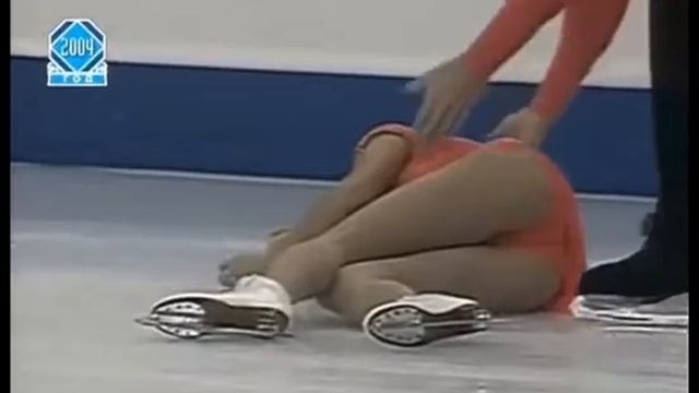 Жесткое падение на льду смотреть онлайн