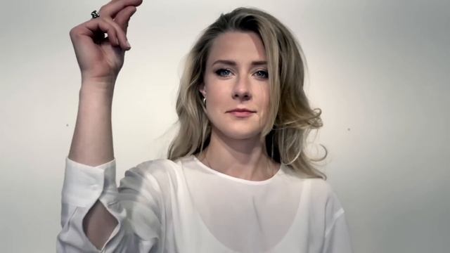 Аксессуар-конструктор: 9 способов повязать платок смотреть онлайн