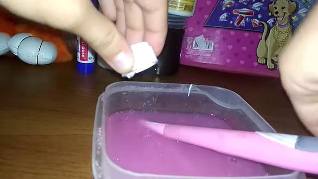 ВСЕМ ПРИВЕТ РЕБЯТА И Я СЕГОДНЯ ДЕЛАЮ СЛАЙМ 😍 смотреть онлайн