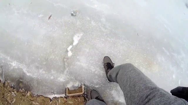 Прогулялся на реку, покатался на коньках (Архивное видео 07.12.2021) смотреть онлайн