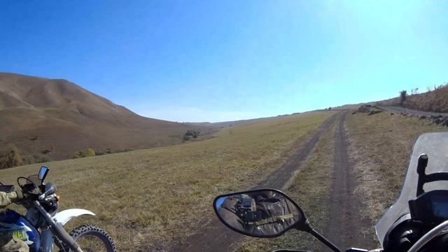 Вокруг горы Джуца за чёрным шиповником на Motoland Dakar 250ST. Ржавый гвоздь в ногу. 18+ смотреть онлайн