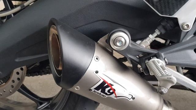 Daytona 675 com escape K9 Jeskap смотреть онлайн