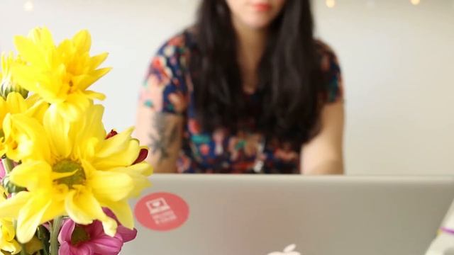 Talleres a Color - Cursos online de Photoshop, Illustrator, InDesign y Premiere. смотреть онлайн