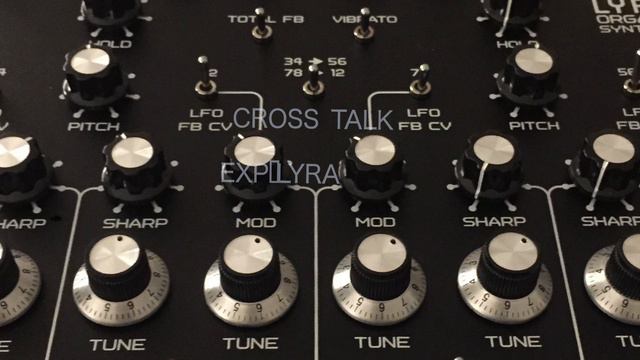Crosstalk, Live Improv-Ben Francis-Soma Lyra 8 and Unknown Drummer. Drone,Noise, Industrial смотреть онлайн
