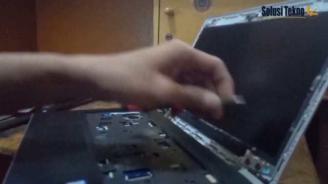 Ganti LCD Notebook HP Probook 430 G5 смотреть онлайн
