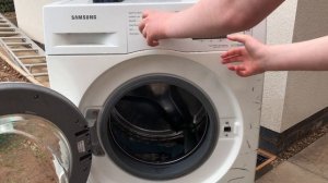 Samsung WF80F5E0W4W Daily wash Cold 1400RPM full cycle (door open)