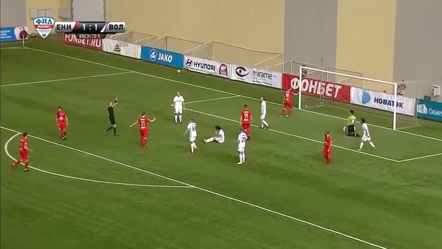 Ошибочный пенальти в ворота "Волгаря" смотреть онлайн