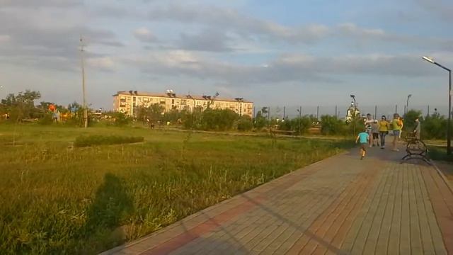 Шахтинск ,парк за Акиматом!