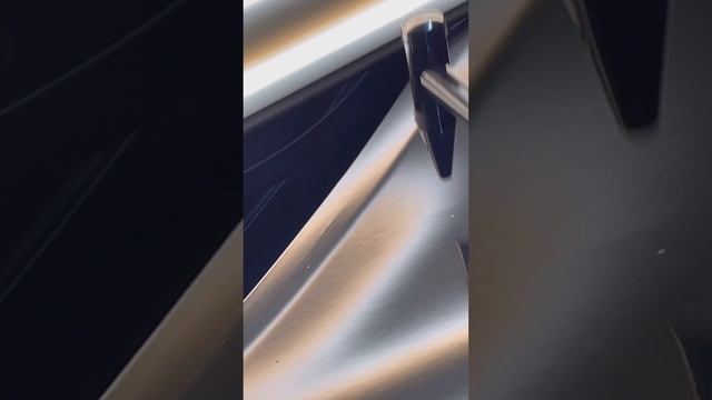 Как убрать вмятину с капота, крыла, двери смотреть онлайн