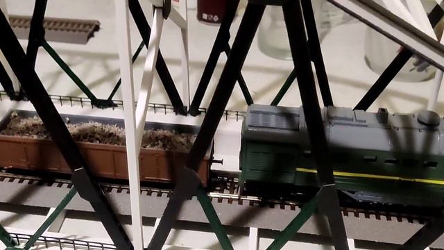 продолжение постройки ЖД МОСТА масштаб 1/87 часть 3 смотреть онлайн