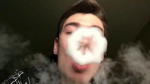 ПОДБОРКА СУМАСШЕДШИХ ВЕЙП ТРЮКОВ /// VAPE TRICKS