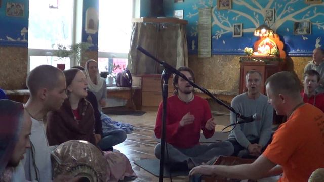 Махакіртан - м. Наташа.,Санджая пр. 19.04.19 смотреть онлайн