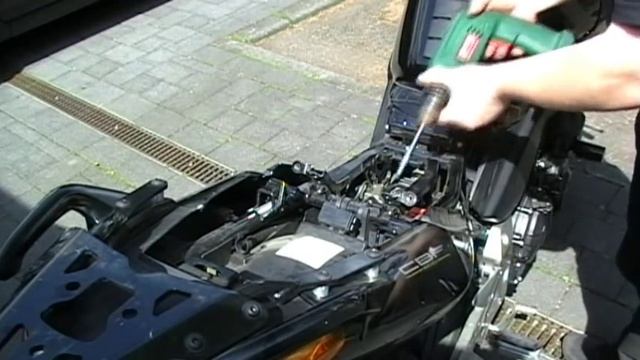 Honda CBF600 Sitzhöhe einstellen смотреть онлайн