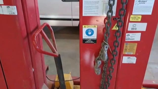 "ГТ" Жизнь одного Украинца в Канаде! Погодные и рабочие условия. Настоящая Канадская техника!!! смотреть онлайн