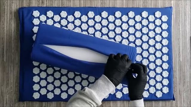 Акупунктурный массажный коврик с валиком (с иглами в виде цветка лотоса) смотреть онлайн