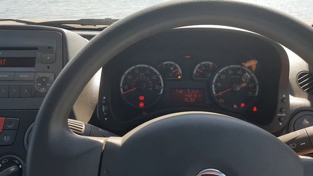 Fiat Panda 1.3 MultiJet 2012 Tour смотреть онлайн