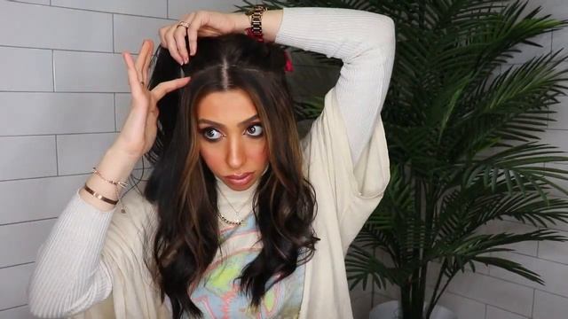 HOW TO PUT IN HALO HAIR EXTENSIONS | Quick & Easy смотреть онлайн