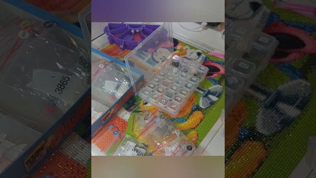 Уборка страз и рабочего пространства после алмазной мозаики смотреть онлайн