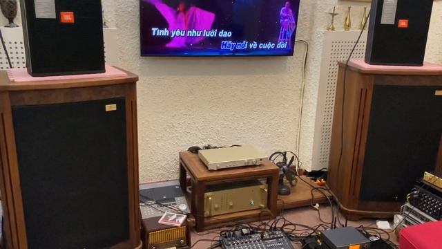 Cụ 80 tuổi mà vẫn phong độ quá, Các Bác ạ Thẩm DÀN JBL này nhé || Cao JBL смотреть онлайн