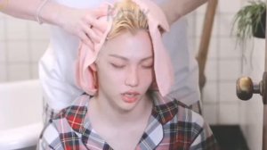 Бан чан ведёт себя как бан чан на протяжении 2:40 минут