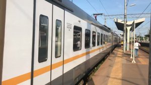 Электропоезд ЭП2Д 0138 ЦППК отправляется со станции Виноградово Казанского направления РЖД.
