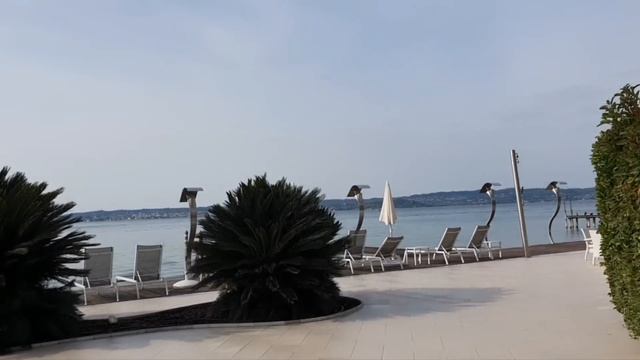 Италия Жасмин в Sirmione Castello Scaligero 1277 смотреть онлайн